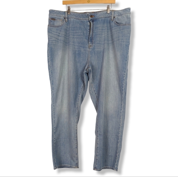 L.L. Bean Denim - L.L. Bean Classic Fit Jeans 24W Plus Size Denim Jean Curvy
